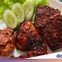 Makan Ayam Bakar Saat Batuk